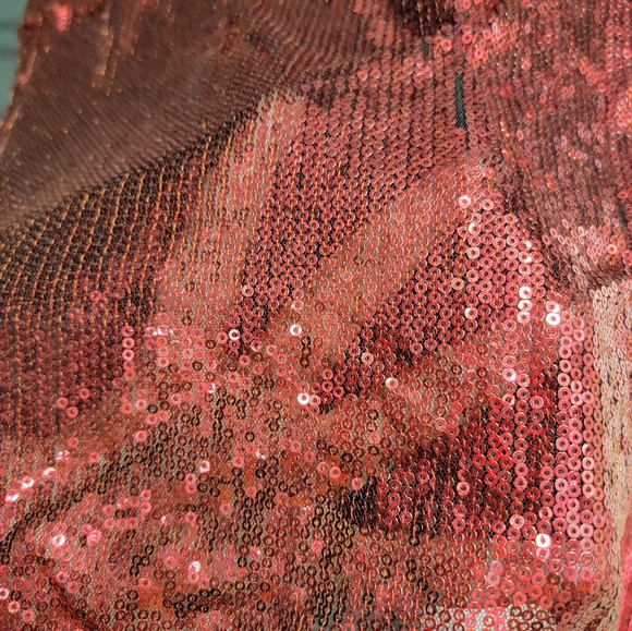 Red & black sequin T shirt - Picture 5 of 5